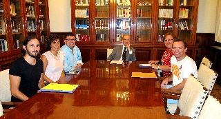 Imagen del encuentro del presidente del TSJIB y los diputados